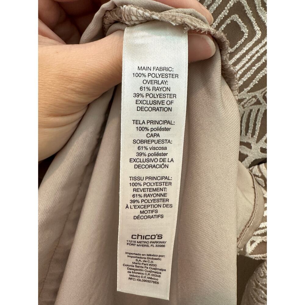 CHICO’S Taupe Neutral Textured Lace Overlay Long Sleeve Top | Size 0 Small - Picture 7 of 8